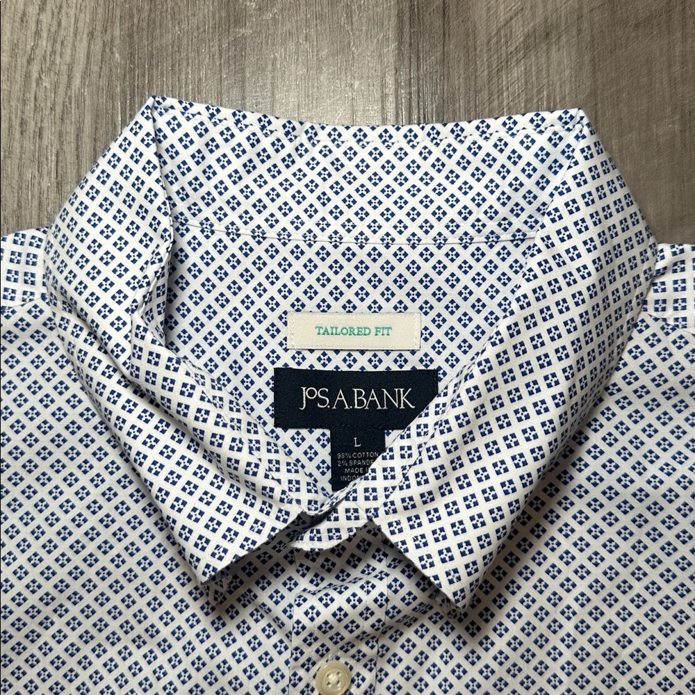Jos. A. Bank Tailored Fit Geometric Long Sleeve Button Down - Large - Picture 5 of 6